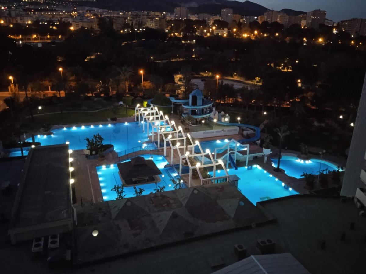 Apartamentos Benalbeach Беналмадена Екстериор снимка
