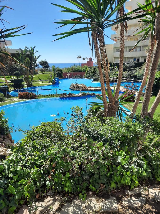 Apartamentos Benalbeach Беналмадена Екстериор снимка