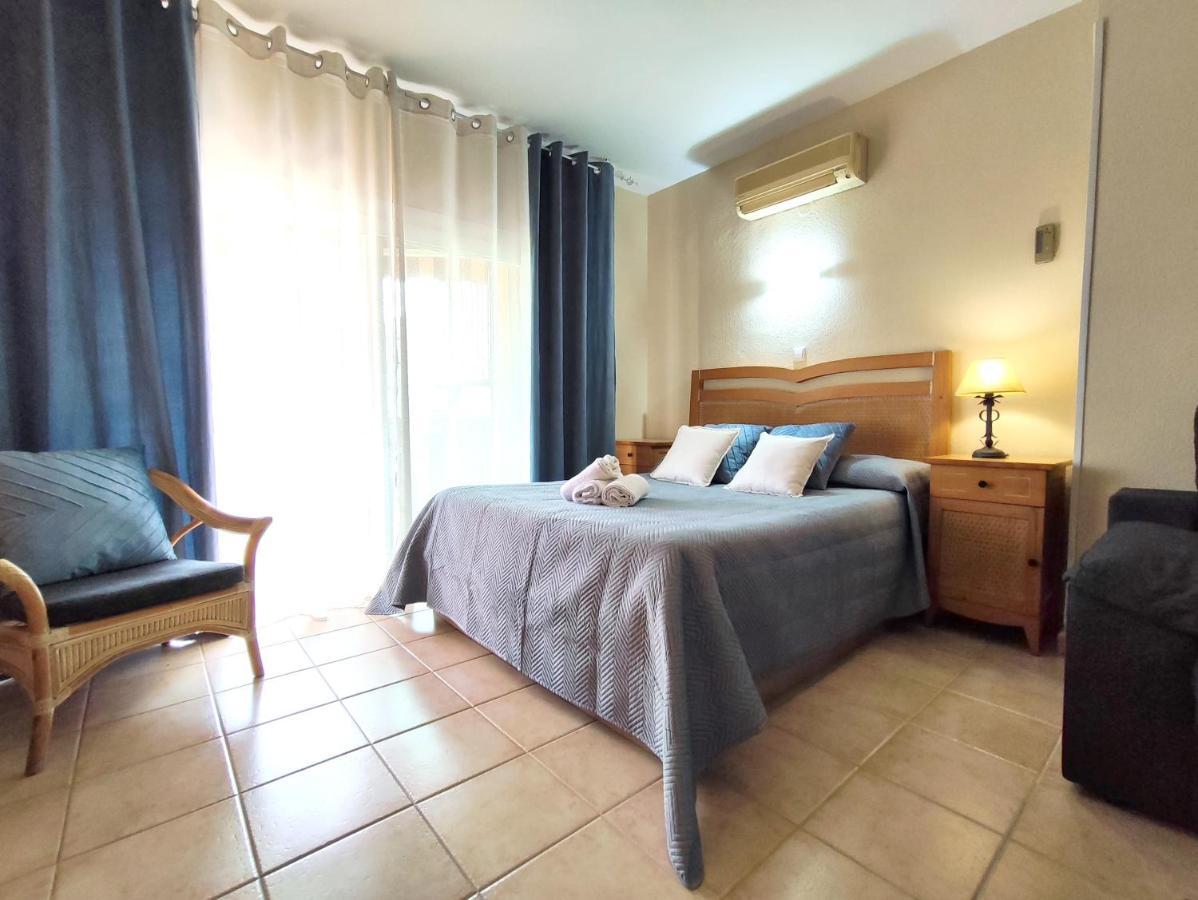 Apartamentos Benalbeach Беналмадена Екстериор снимка