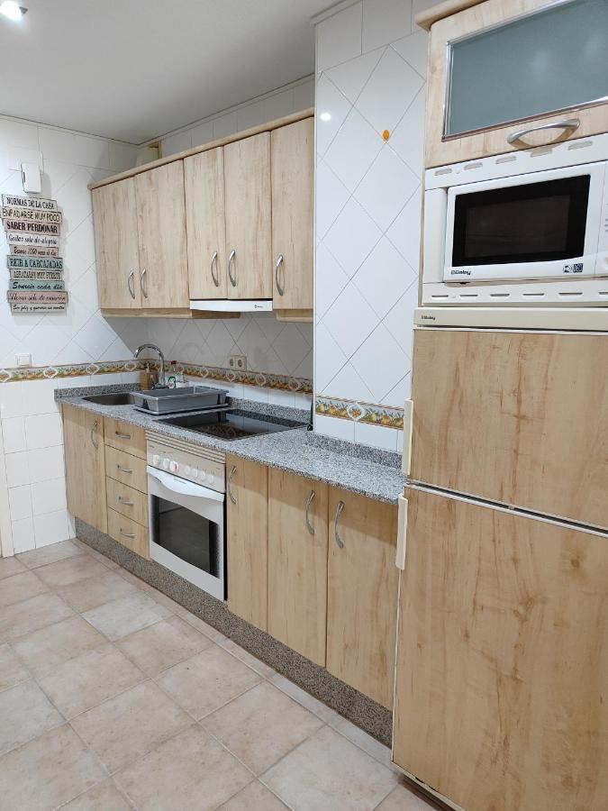 Apartamentos Benalbeach Беналмадена Екстериор снимка
