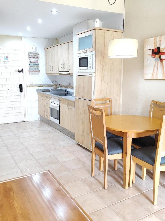 Apartamentos Benalbeach Беналмадена Екстериор снимка